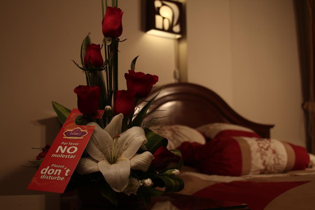 Apart Hotel Violettas Cochabamba Ngoại thất bức ảnh