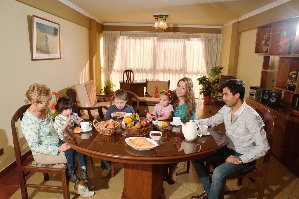 Apart Hotel Violettas Cochabamba Ngoại thất bức ảnh